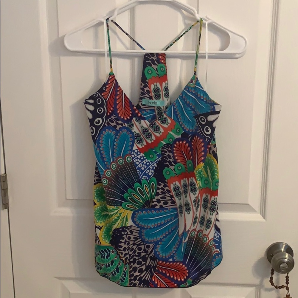 Karlie feather print tank size M.